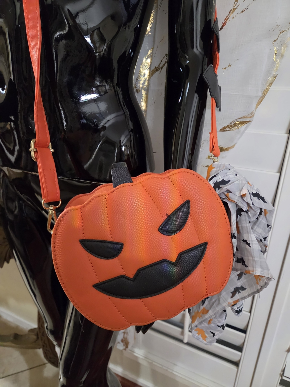 Pumpkin Jack-O'-Lantern Crossbody Bag - Orange